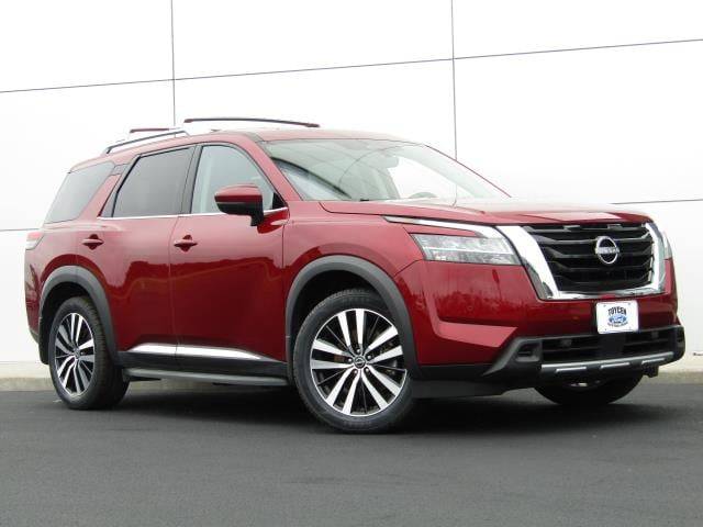 2023 Nissan Pathfinder Platinum — SUV — 33,258 mi — Chippewa Falls, WI