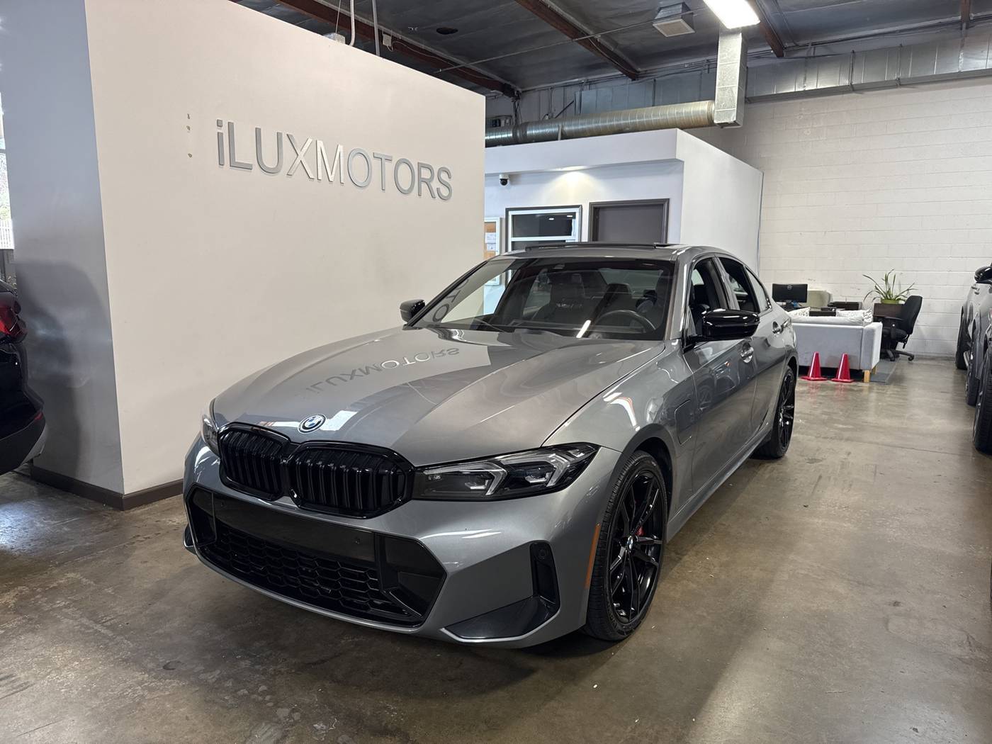 2024 BMW 3 Series 330e — Sedan — 26,573 mi — Mckinleyville, CA