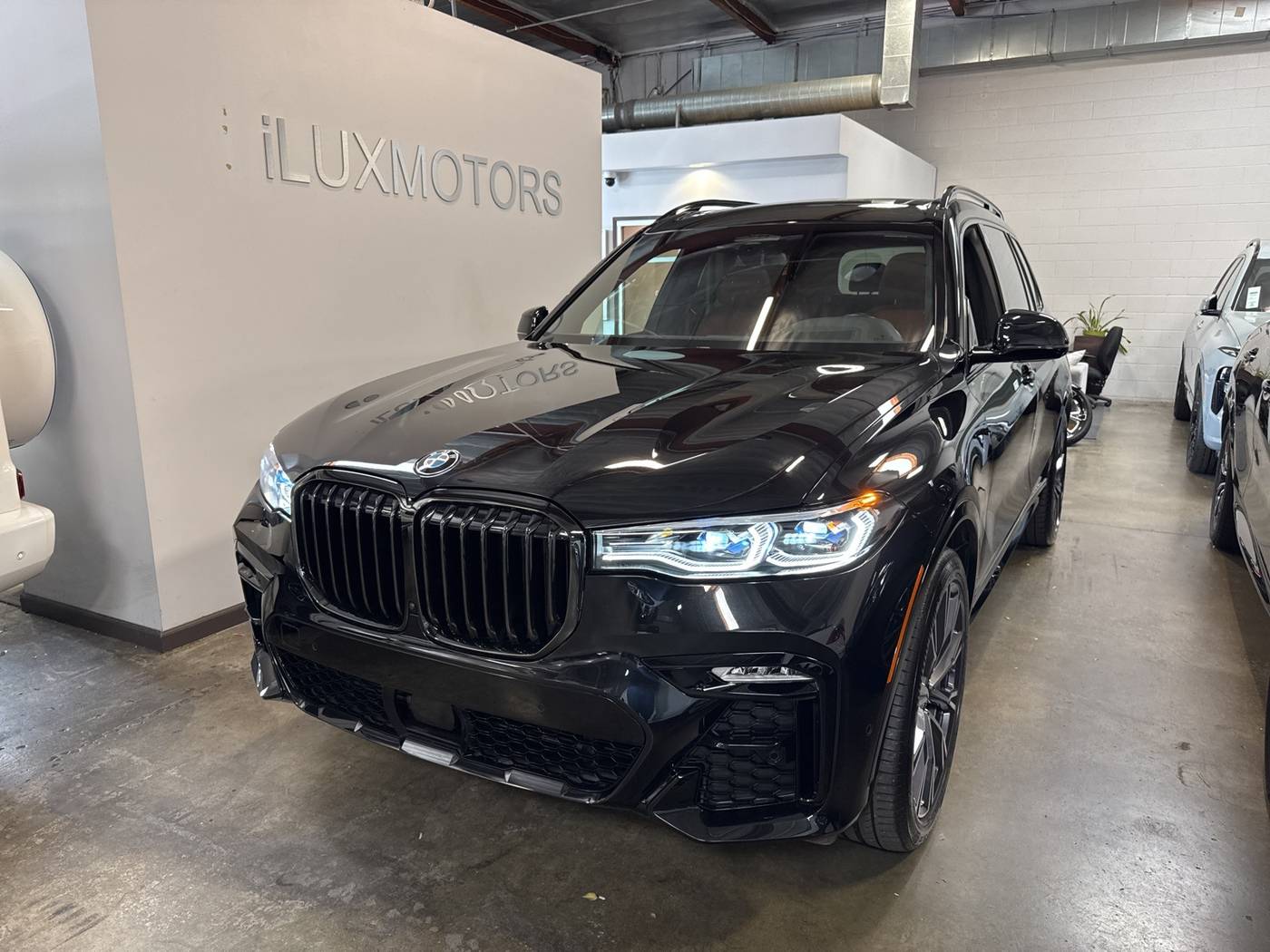 2022 BMW X7 M50i — SUV — 17,122 mi — Mckinleyville, CA
