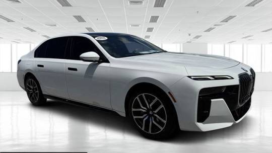 2023 BMW 7 Series 740i