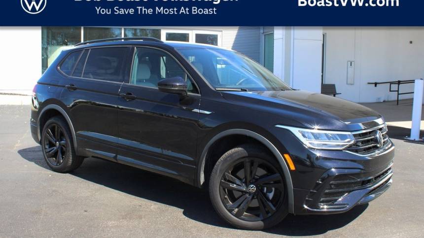 2024 Volkswagen Tiguan SE R-Line Black — SUV — 10,287 mi — Bradenton, FL