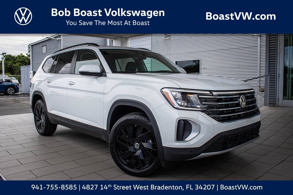 2025 Volkswagen Atlas SE with Technology — SUV — 6,052 mi — Bradenton, FL