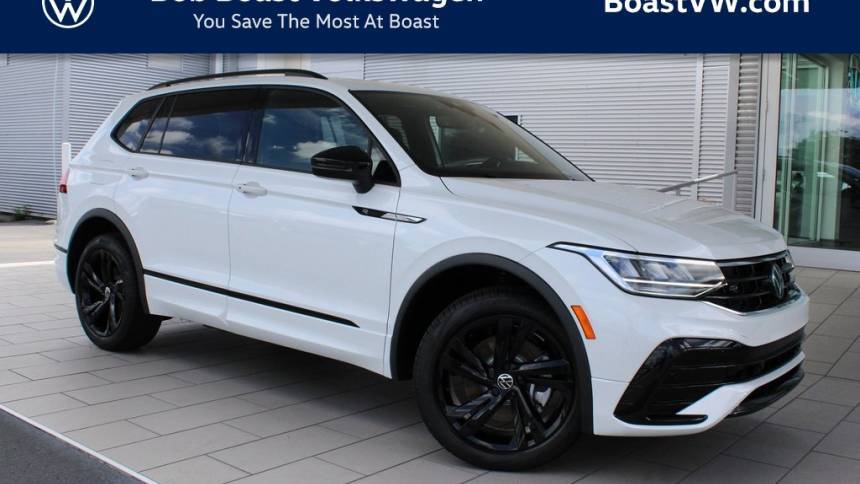 2024 Volkswagen Tiguan SE R-Line Black — SUV — 11,135 mi — Bradenton, FL