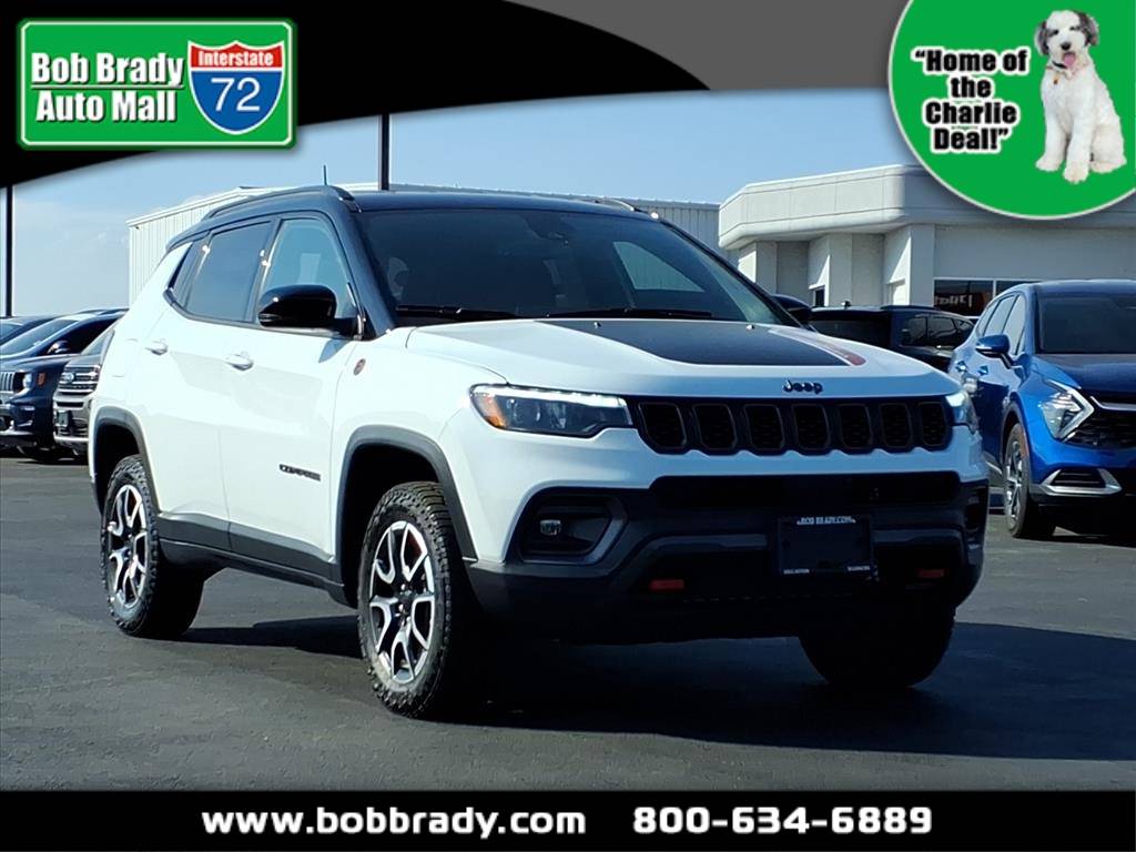 2024 Jeep Compass Trailhawk — SUV — 18,450 mi — Decatur, IL