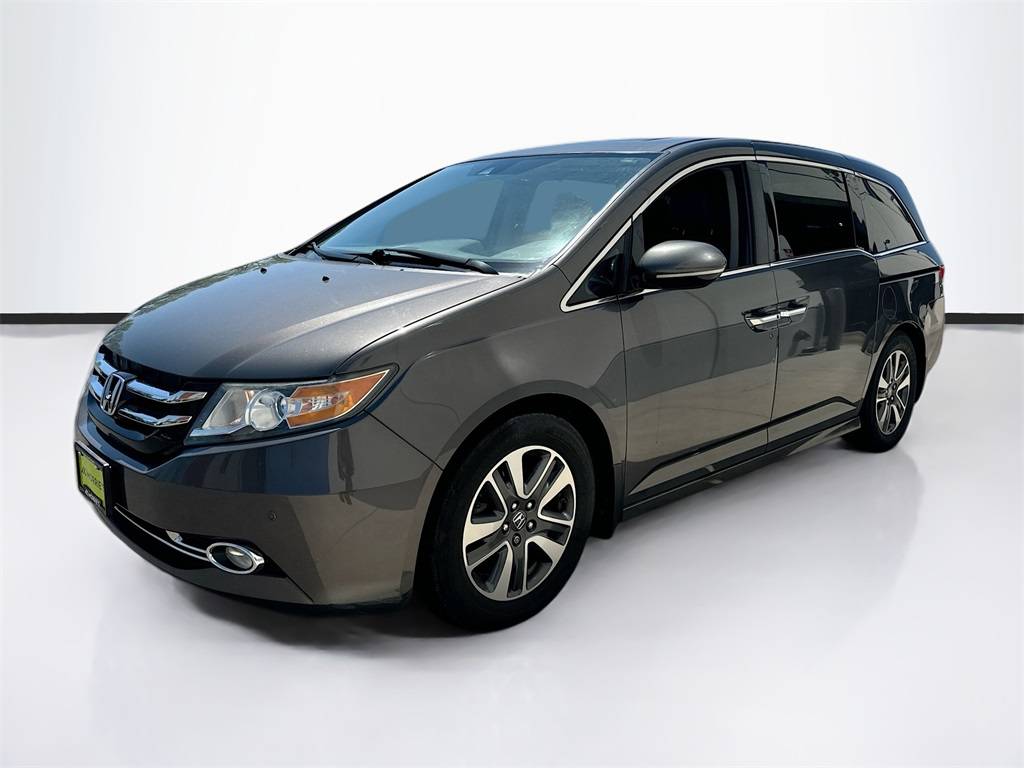 2014 Honda Odyssey Touring — Minivan — 123,584 mi — Onalaska,, WI