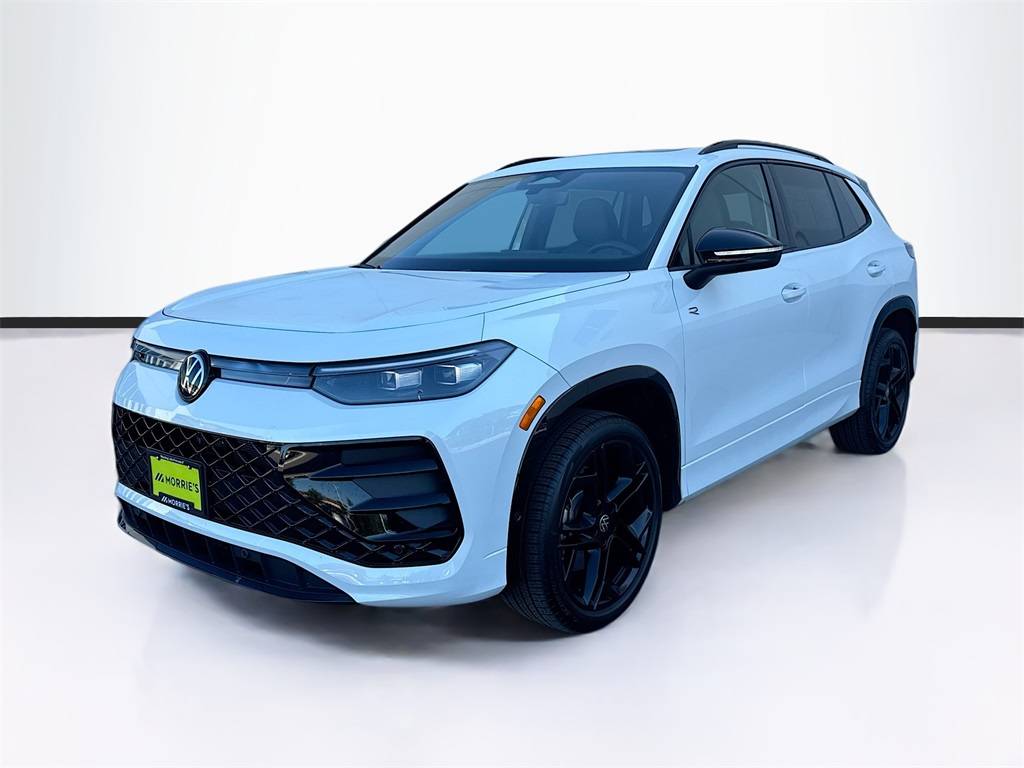 2025 Volkswagen Tiguan SE R-Line Black — SUV — 4,160 mi — Onalaska,, WI