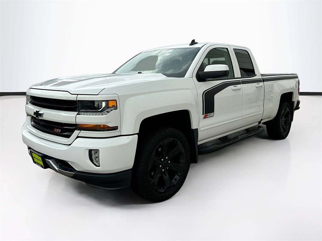 2017 Chevrolet Silverado 1500 LT — Pickup Truck — 85,644 mi — Onalaska,, WI