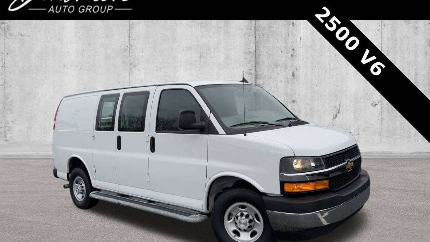 2022 Chevrolet Express 2500