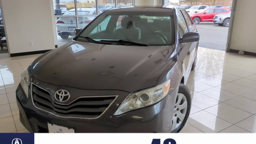 2010 Toyota Camry LE — Sedan — 85,950 mi — Peoria, IL