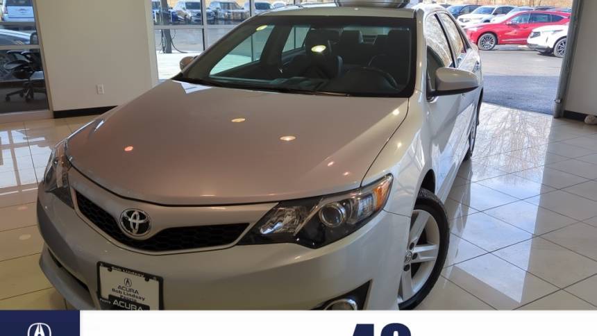 2014 Toyota Camry SE — Sedan — 116,922 mi — Peoria, IL