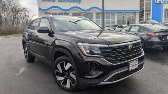 2024 Volkswagen Atlas Cross Sport SE with Technology — SUV — 21,740 mi — Peoria, IL