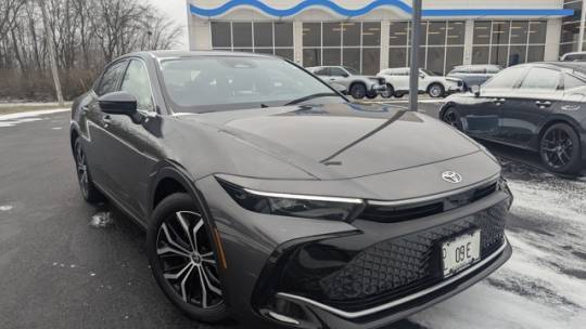 2024 Toyota Crown XLE — Sedan — 13,383 mi — Peoria, IL