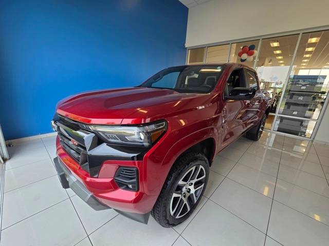2023 Chevrolet Colorado Z71 — Pickup Truck — 12,885 mi — Peoria, IL