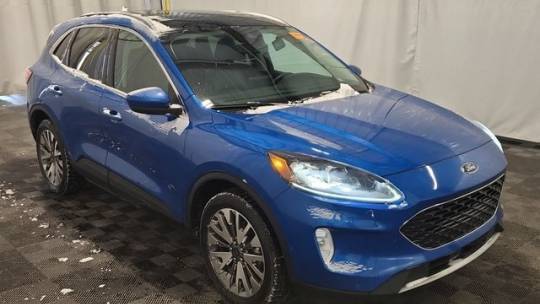 2021 Ford Escape Titanium — SUV — 27,241 mi — Fort Wayne, IN