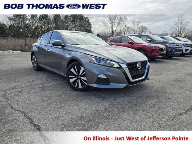 2022 Nissan Altima SV — Sedan — 49,208 mi — Fort Wayne, IN