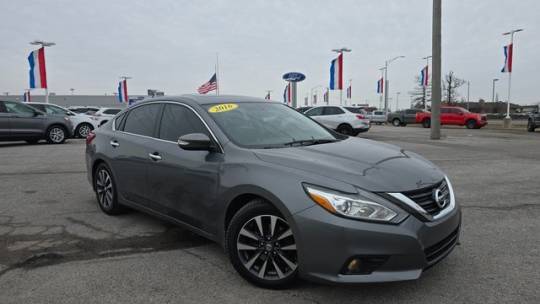 2016 Nissan Altima 2.5 SV — Sedan — 93,336 mi — Fort Wayne, IN