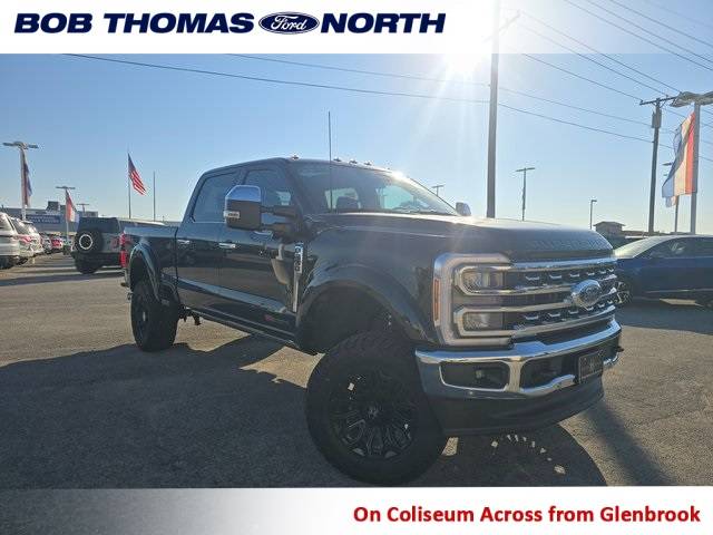 2025 Ford Super Duty F-250 LARIAT — Pickup Truck — 14,220 mi — Fort Wayne, IN