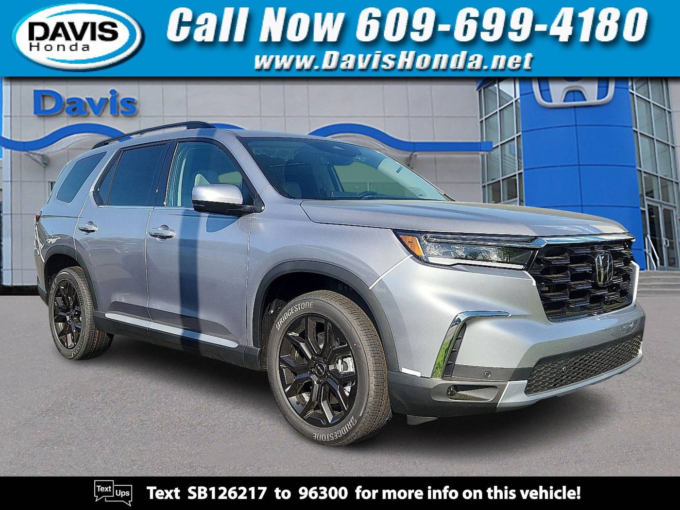 2025 Honda Pilot Touring+ — SUV — 8 mi — Burlington, NJ
