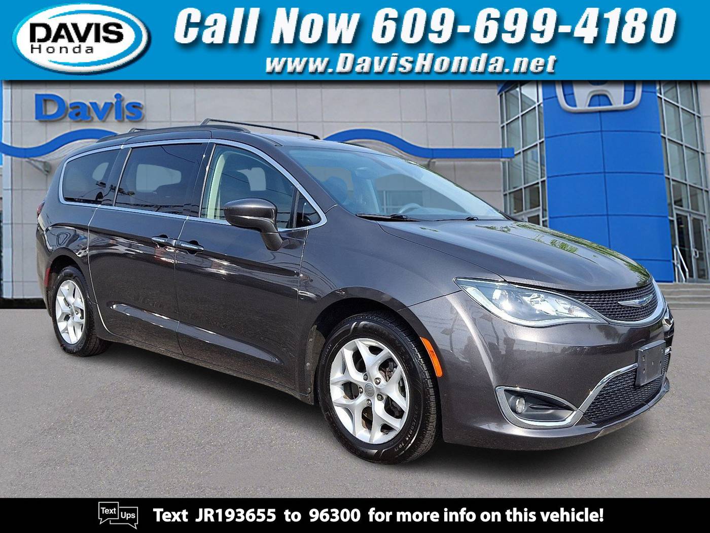 2018 Chrysler Pacifica Touring Plus — Minivan — 114,146 mi — Burlington, NJ