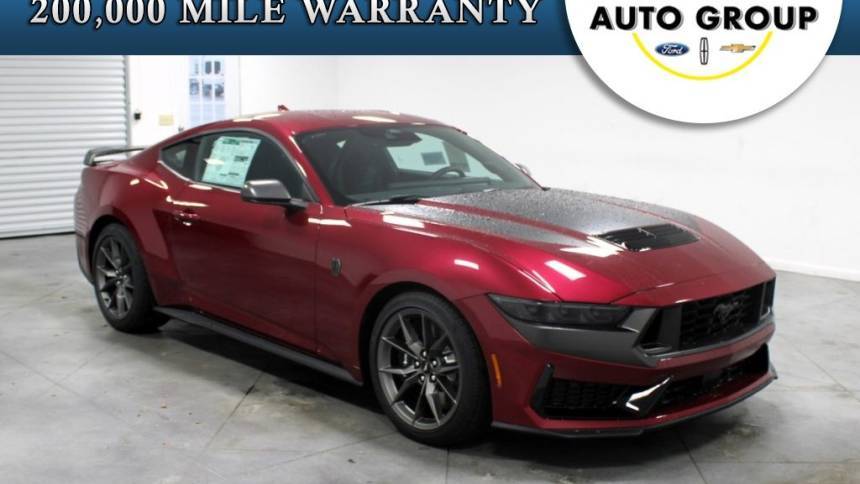 2025 Ford Mustang Dark Horse