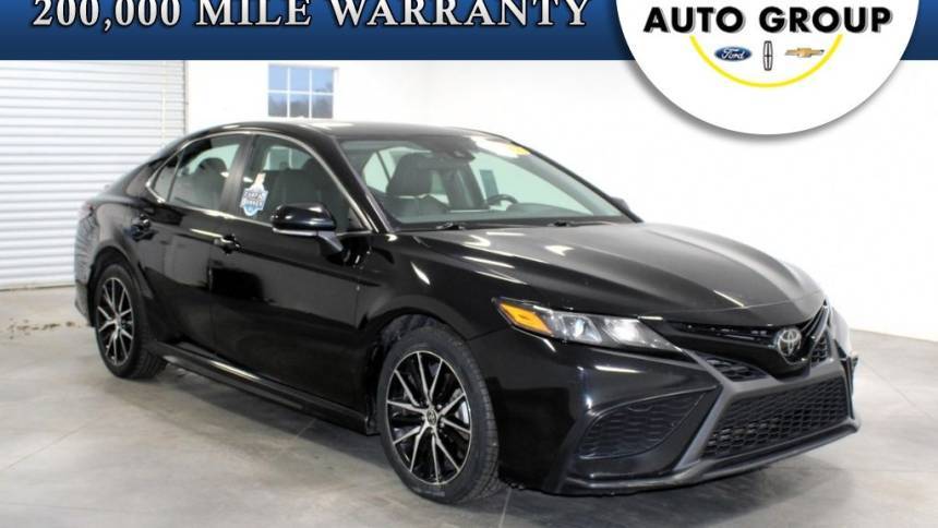 2022 Toyota Camry SE — Sedan — 71,120 mi — Bolivar, TN