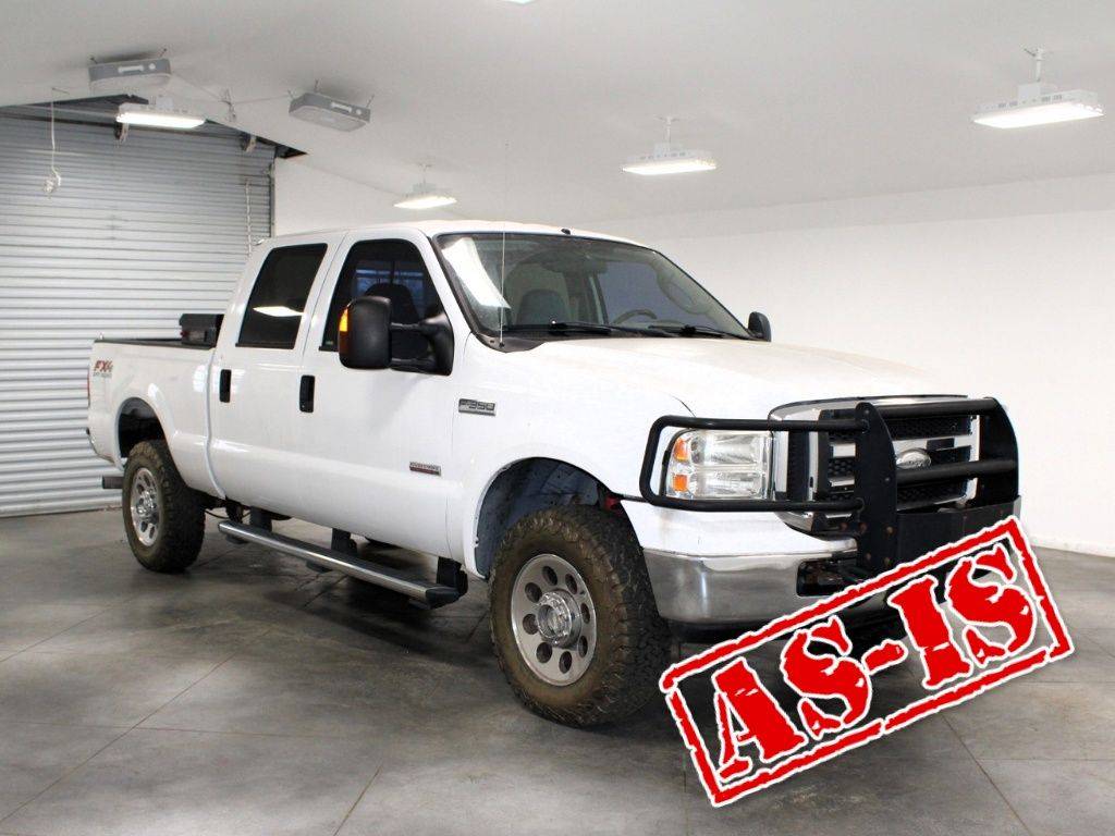 2005 Ford Super Duty F-350 XLT — Pickup Truck — 94,229 mi — Bolivar, TN