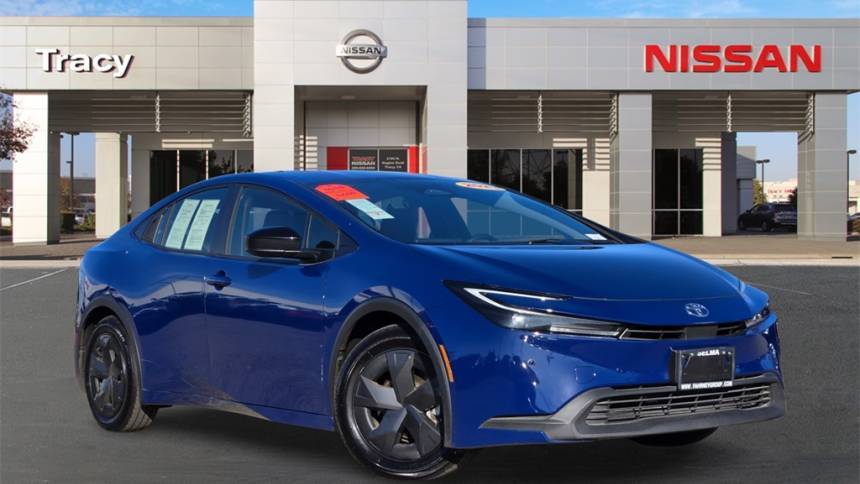 2023 Toyota Prius Limited — Hatchback — 25,165 mi — Tracy, CA