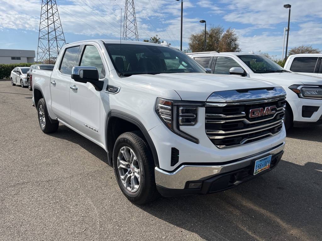 2025 GMC Sierra 1500 SLT — Pickup Truck — 30,204 mi — Tracy, CA