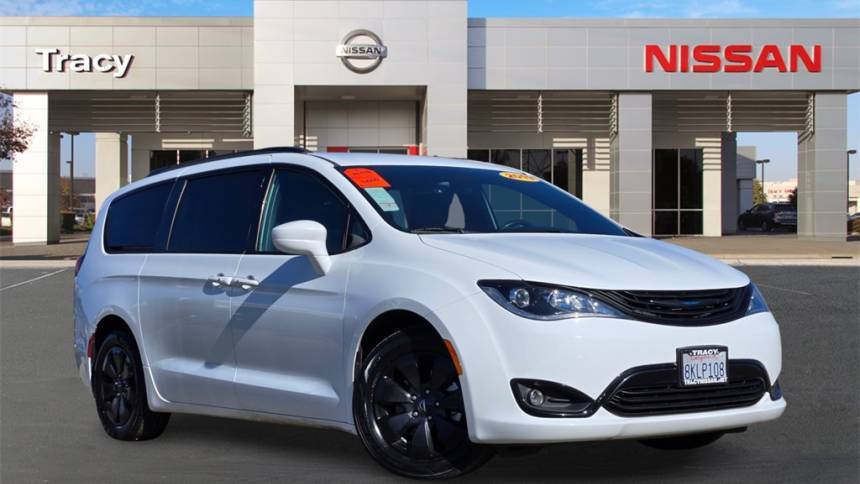 2019 Chrysler Pacifica Hybrid Touring L — Minivan — 53,753 mi — Tracy, CA