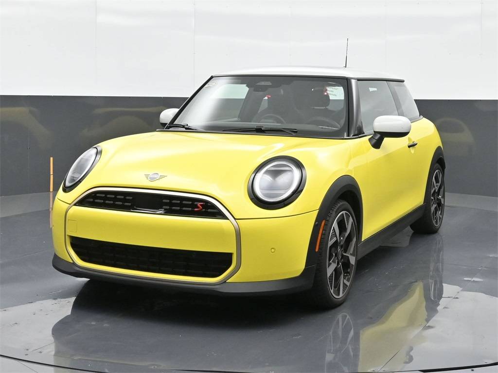 2025 MINI Hardtop Cooper S — Hatchback — 430 mi — Miami, FL