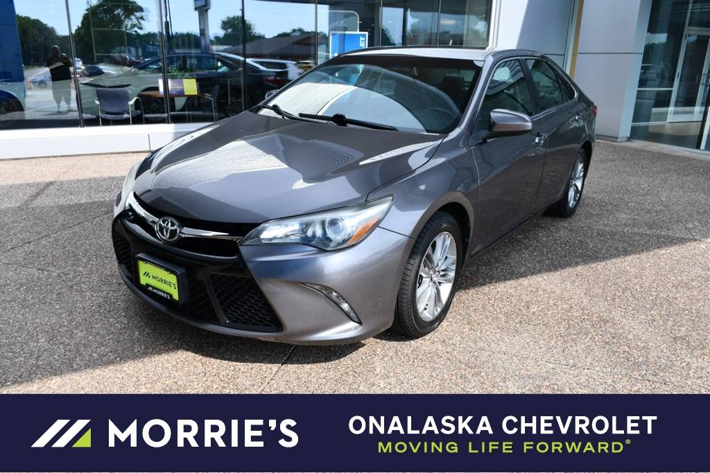 2017 Toyota Camry SE — Sedan — 93,002 mi — Onalaska, WI