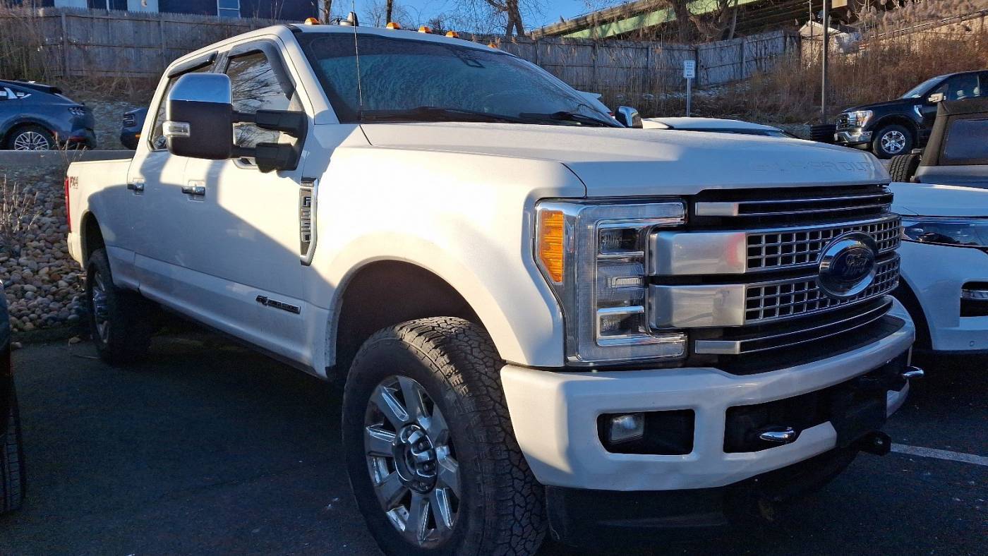 2019 Ford Super Duty F-350 Platinum — Pickup Truck — 98,105 mi — Brewster, NY