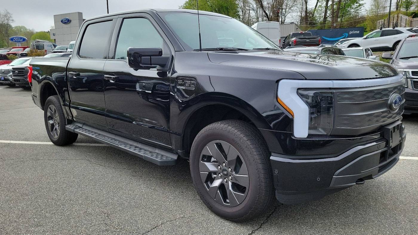 2023 Ford F-150 Lightning LARIAT — Pickup Truck — 4,017 mi — Brewster, NY