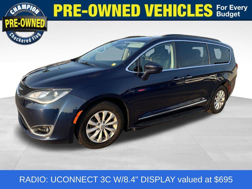 2017 Chrysler Pacifica Touring L — Minivan — 154,426 mi — Brighton, MI