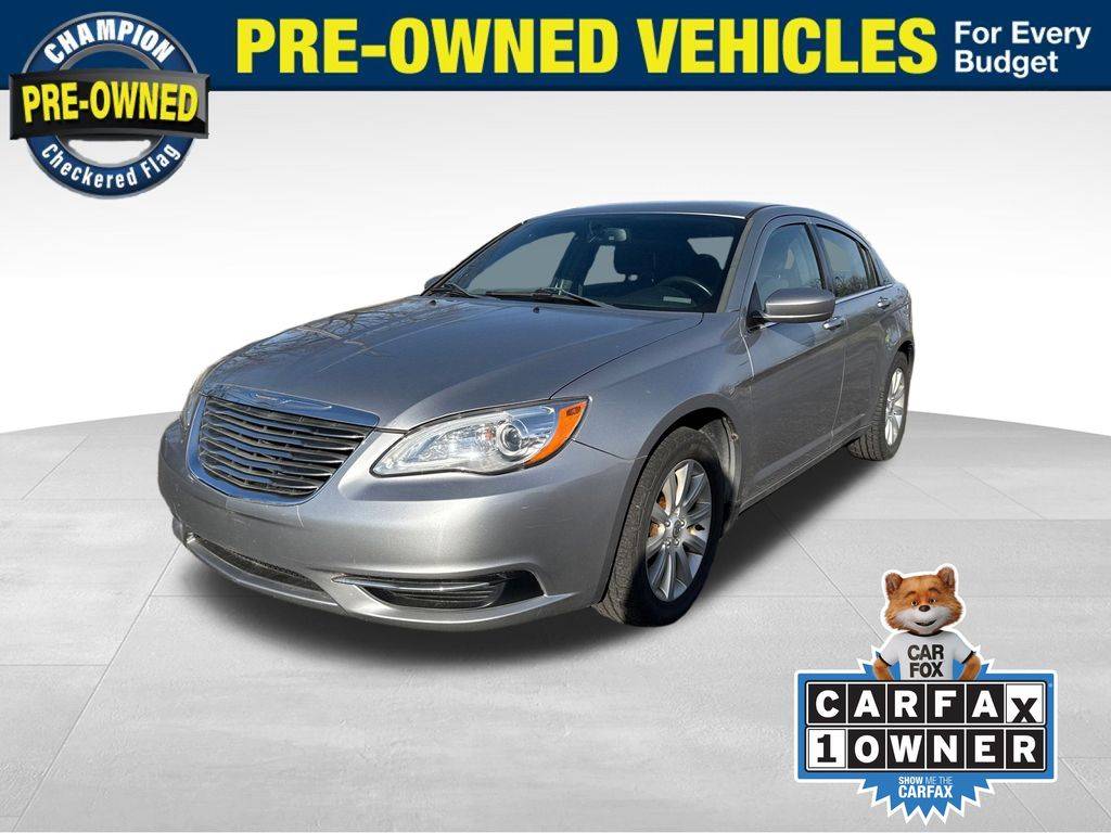2014 Chrysler 200 Touring — Sedan — 93,163 mi — Brighton, MI