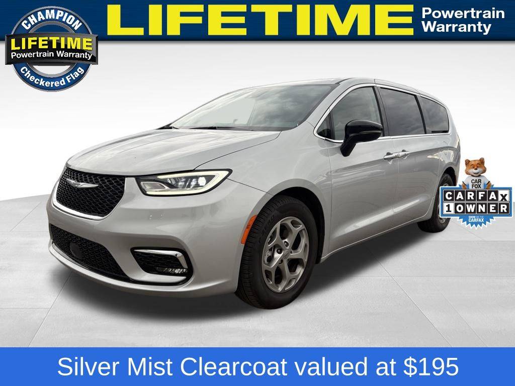 2024 Chrysler Pacifica Limited — Minivan — 14,367 mi — Brighton, MI