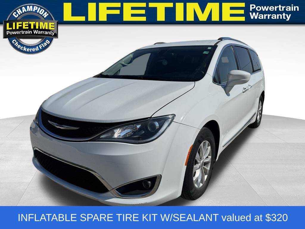 2019 Chrysler Pacifica Touring L — Minivan — 83,550 mi — Brighton, MI