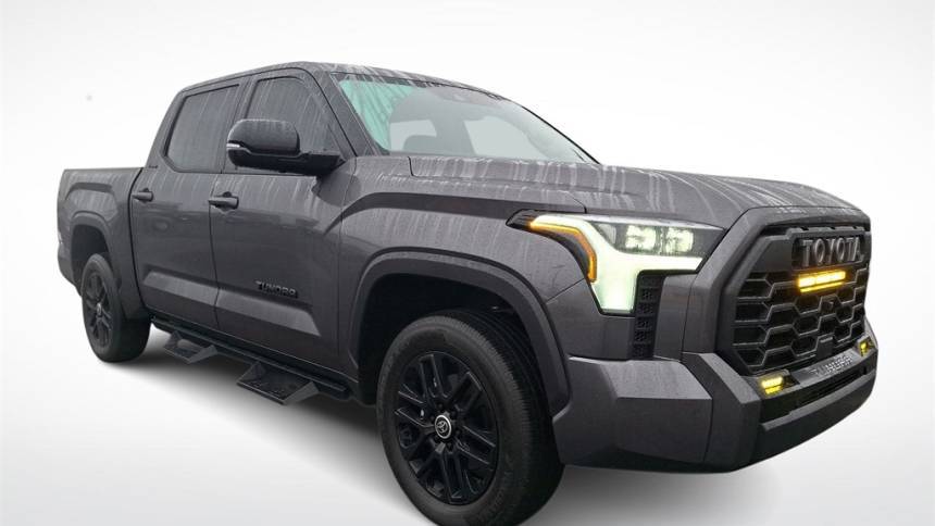 2024 Toyota Tundra Limited — Pickup Truck — 8,400 mi — Morristown, NJ