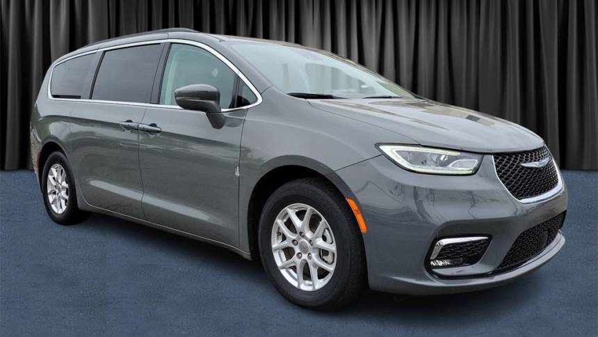 2022 Chrysler Pacifica Touring L — Minivan — 66,085 mi — Morristown, NJ