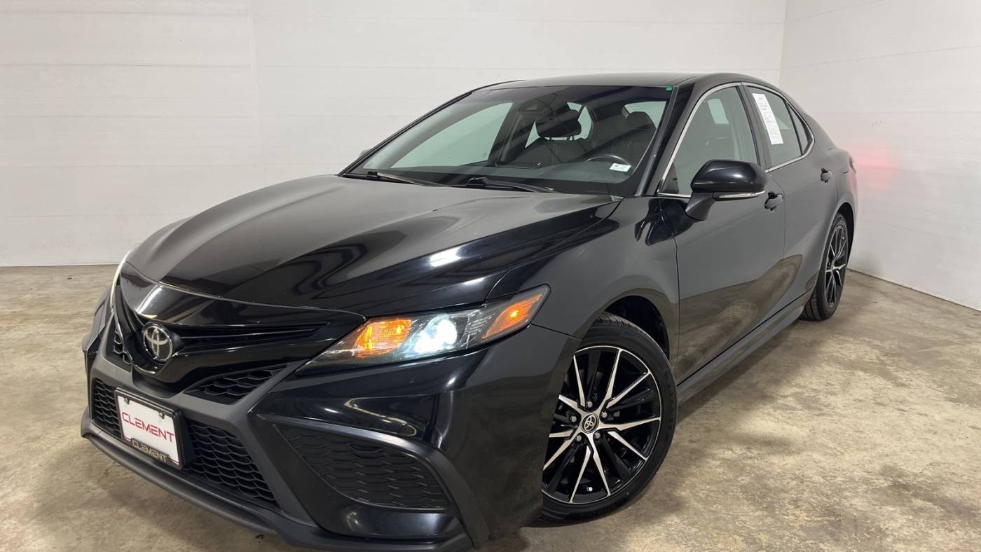 2022 Toyota Camry SE Nightshade — Sedan — 59,791 mi — O’Fallon, MO