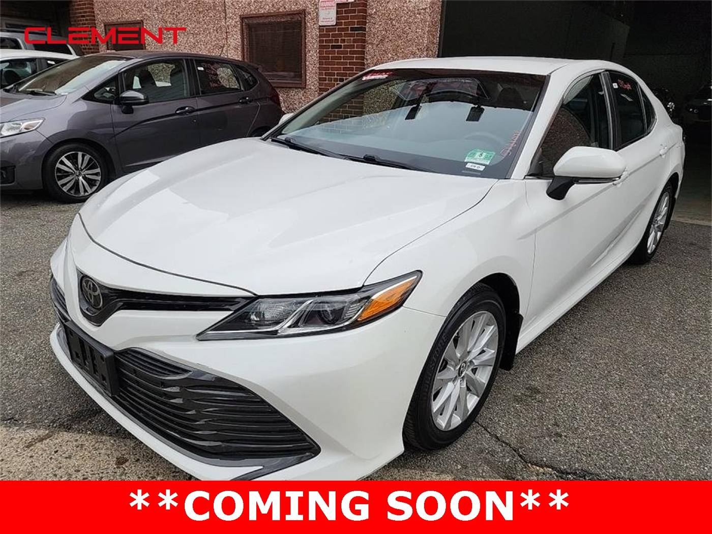 2018 Toyota Camry LE — Sedan — 15,946 mi — O’Fallon, MO