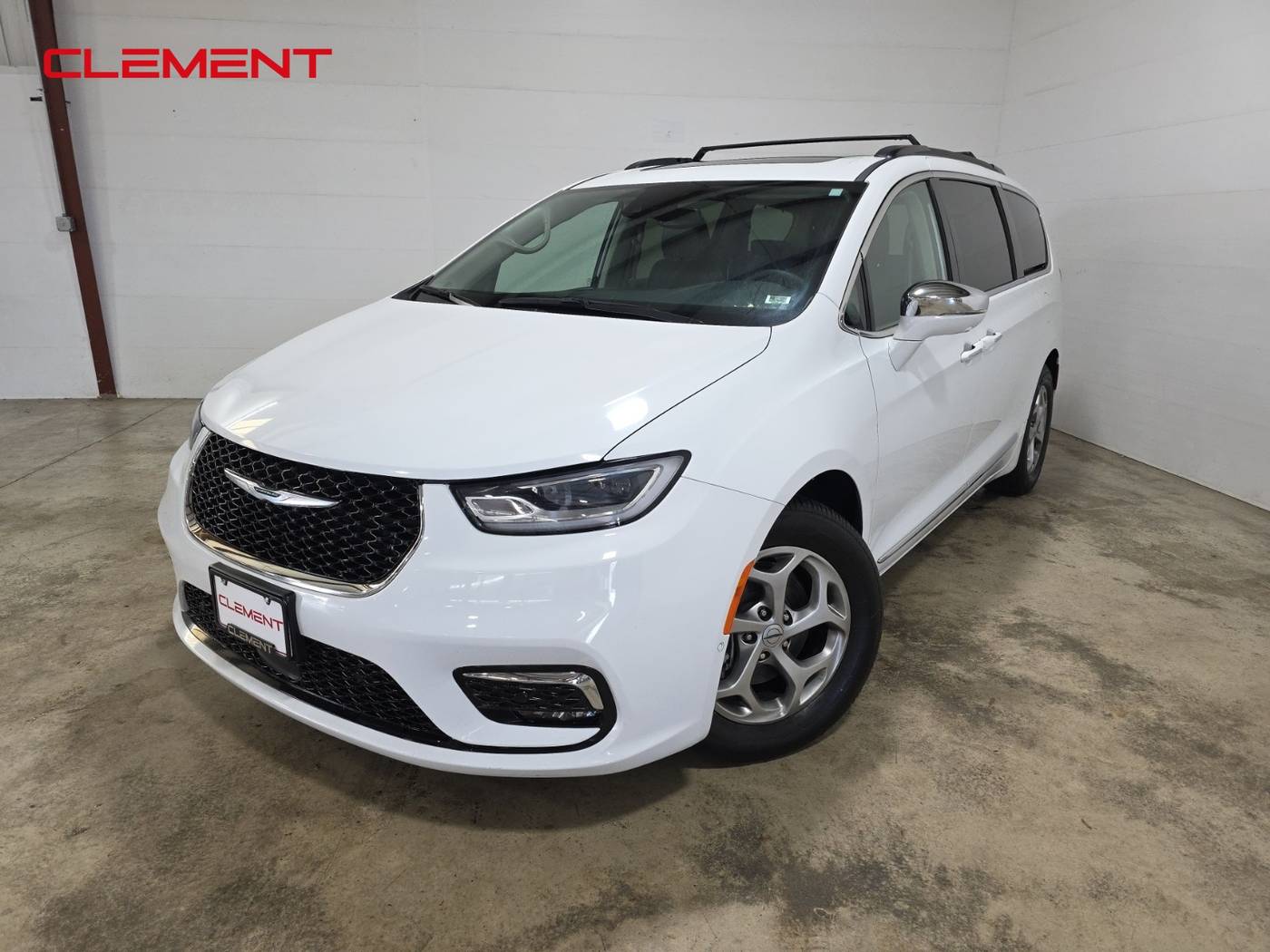 2022 Chrysler Pacifica Limited — Minivan — 87,258 mi — O’Fallon, MO