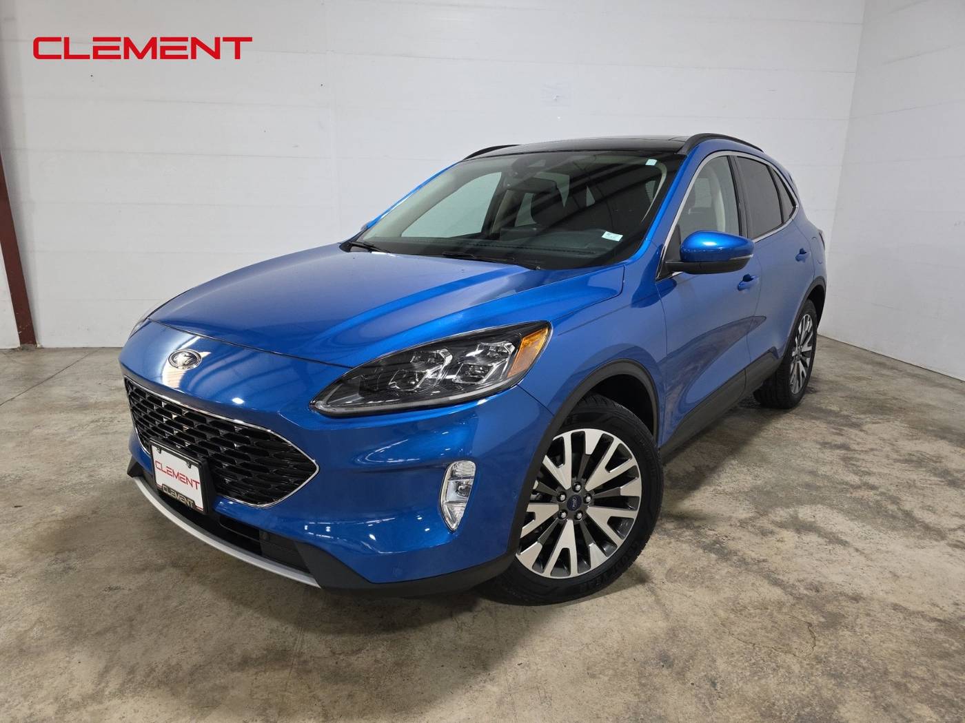 2020 Ford Escape Titanium — SUV — 100,500 mi — O’Fallon, MO