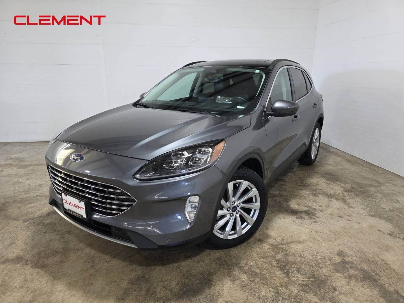 2022 Ford Escape Titanium — SUV — 38,593 mi — O’Fallon, MO