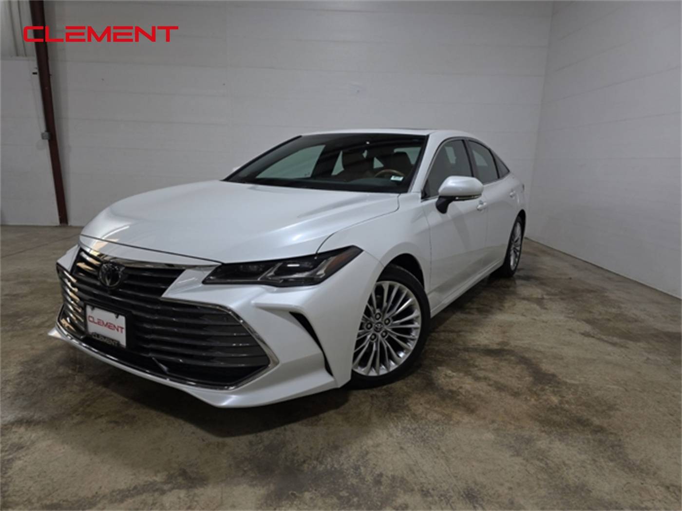 2019 Toyota Avalon XLE — Sedan — 18,688 mi — O’Fallon, MO