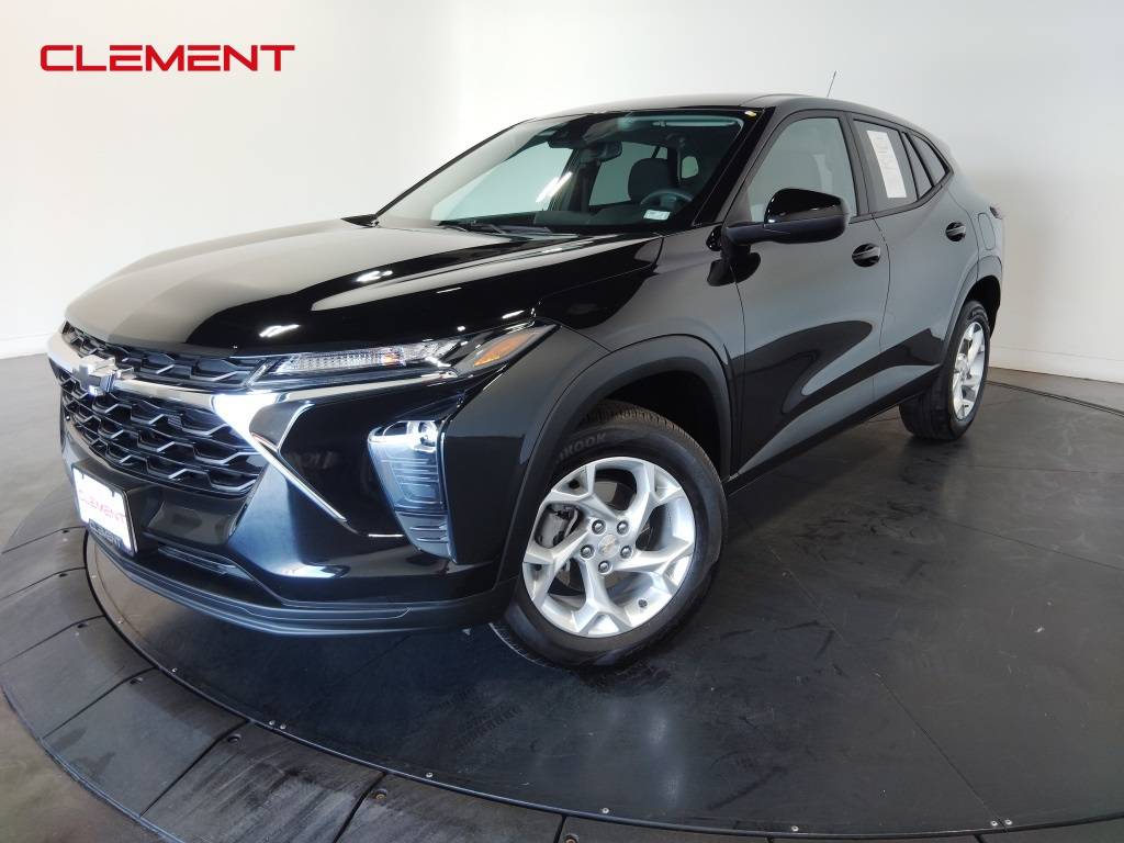 2025 Chevrolet Trax LS — SUV — 11,315 mi — St. Charles, MO
