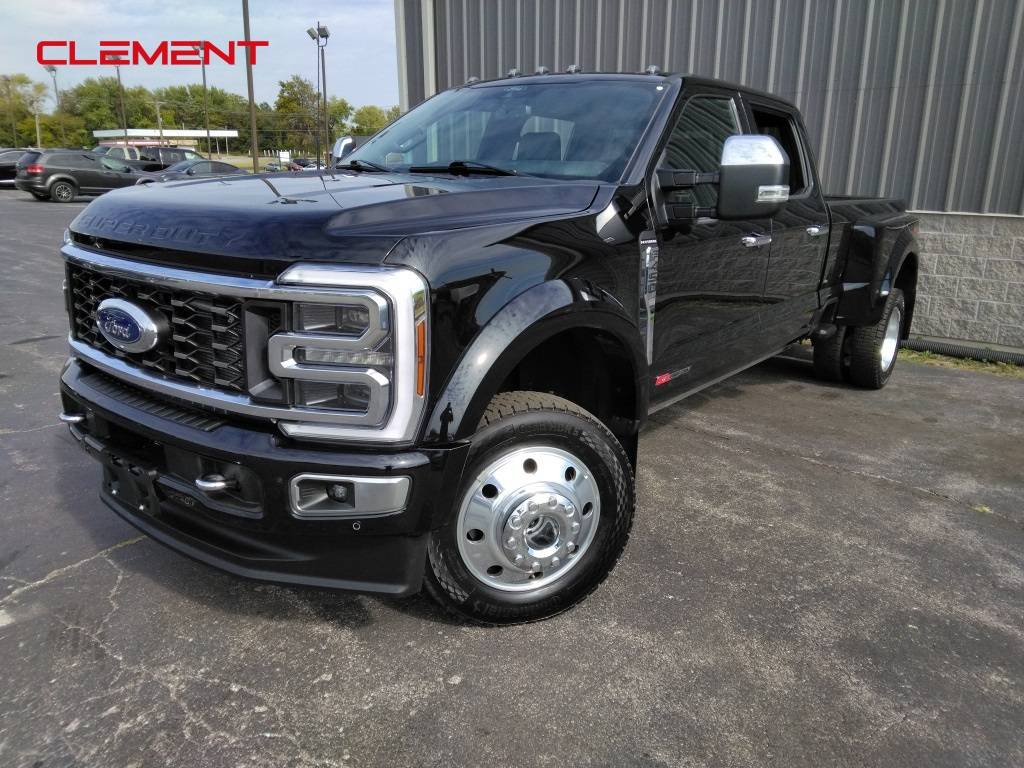 2024 Ford Super Duty F-450 Platinum — Pickup Truck — 4,322 mi — St. Charles, MO