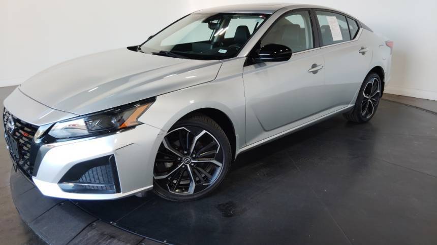 2023 Nissan Altima SR — Sedan — 13,263 mi — St. Charles, MO