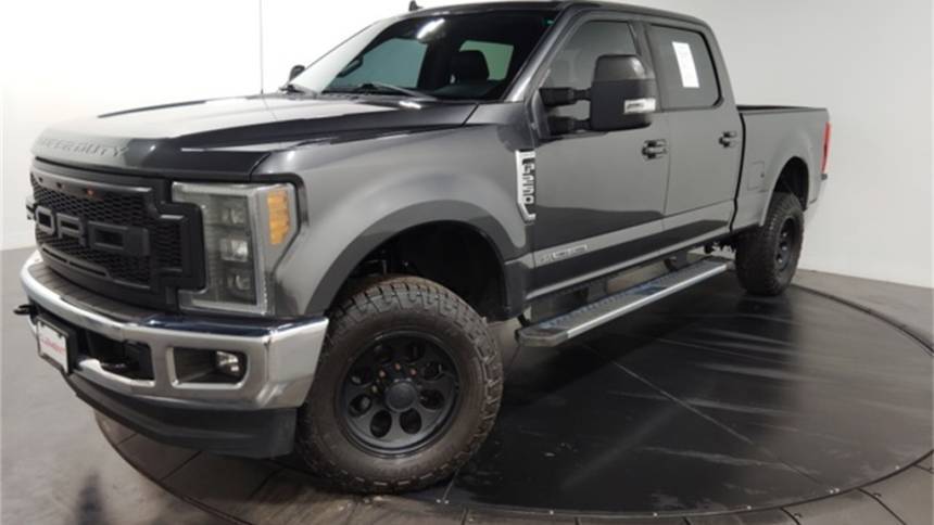 2019 Ford Super Duty F-250 Lariat — Pickup Truck — 47,850 mi — St. Charles, MO
