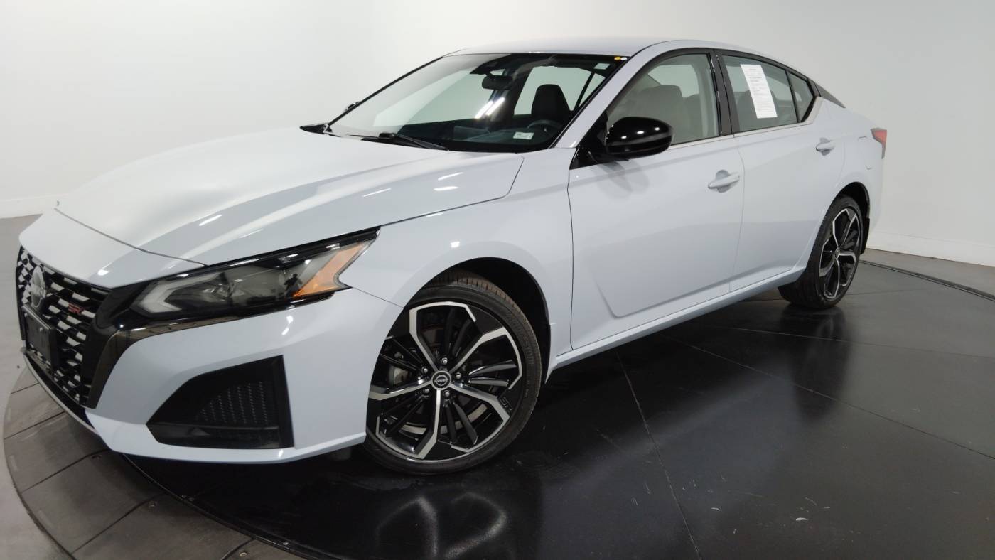 2023 Nissan Altima SR — Sedan — 14,911 mi — Florissant, MO